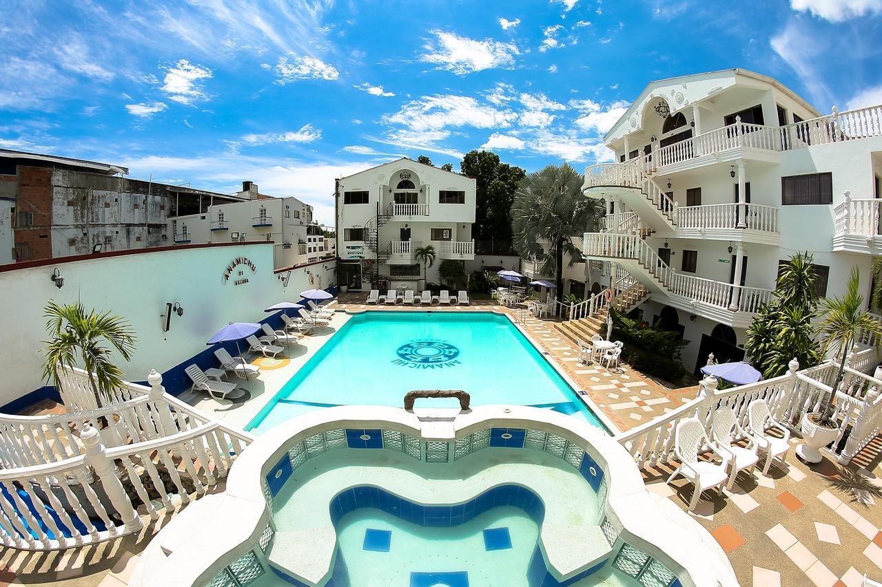 Hotel Anamichu Suites Melgar Esterno foto